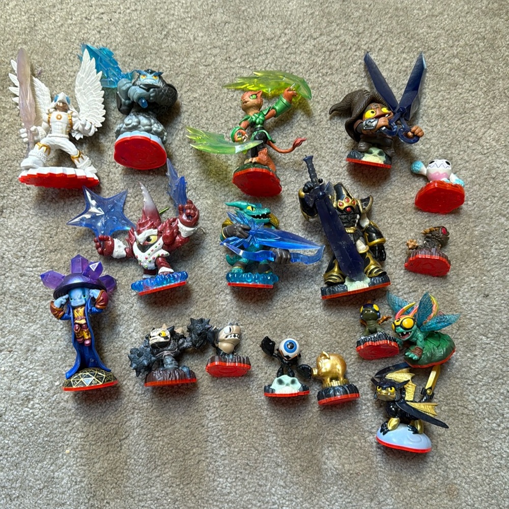 Skylanders Trap team video game figures